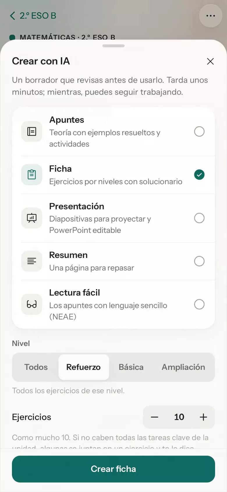 Grabación en el móvil: bajo «Errores frecuentes» de un examen, «Crear ficha de refuerzo»; la hoja «Crear con IA» se abre con la ficha de refuerzo elegida y lo que peor salió en las indicaciones y, al terminar, la ficha muestra sus ejercicios y la solución de cada uno.
