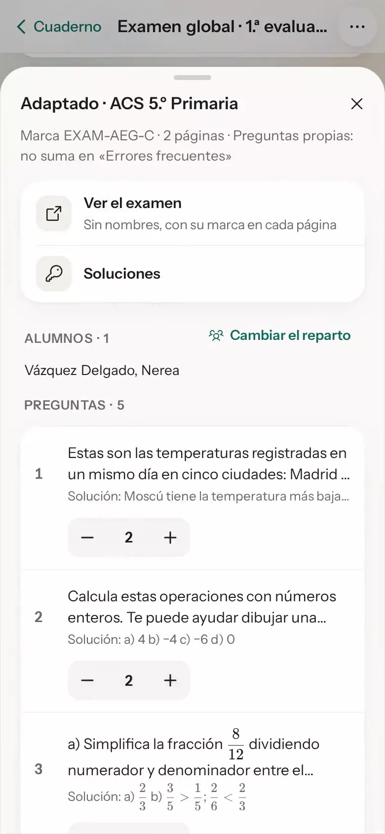 Grabación en el móvil: en las versiones de un examen, «Añadir modelo B» y después «Preparar versiones adaptadas»; aparecen el modelo B y las versiones por pasos, con letra ampliada y de ACS, cada una con sus alumnos, y se abren las preguntas de la versión de ACS.
